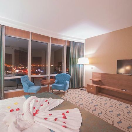 Margi Hotel Edirne Exterior foto A room at the hotel