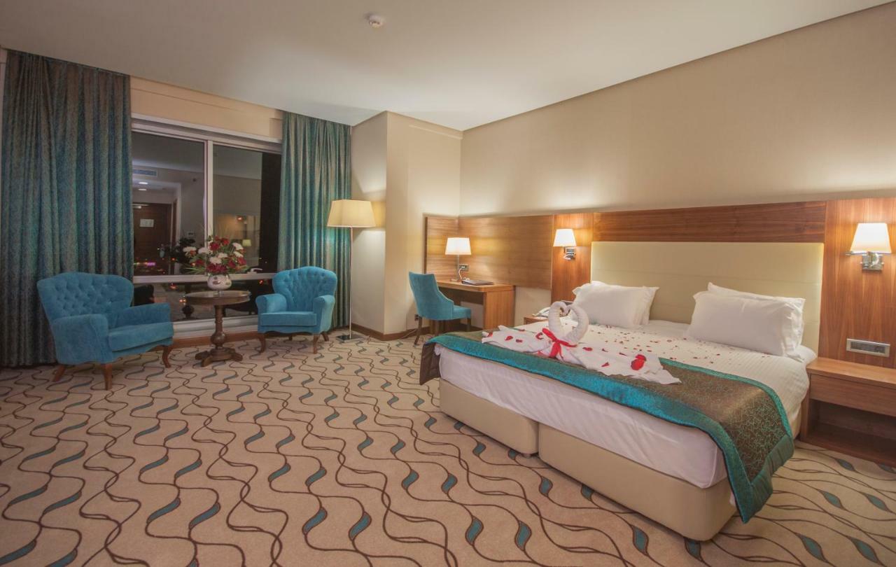 Margi Hotel Edirne Exterior foto A room at the hotel